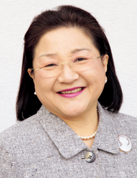 堀 裕子 教授
